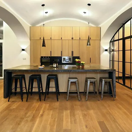 Design Loft 2 Minutes To Wenceslas Square Apartament *