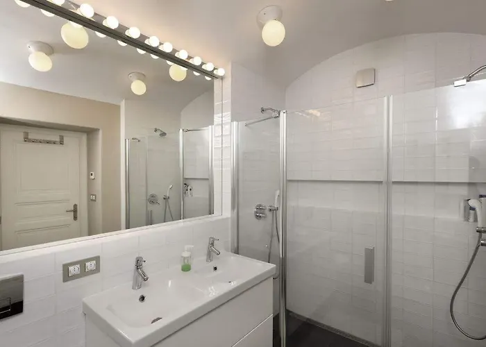 Design Loft 2 Minutes To Wenceslas Square *