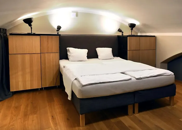 Design Loft 2 Minutes To Wenceslas Square Lägenhet